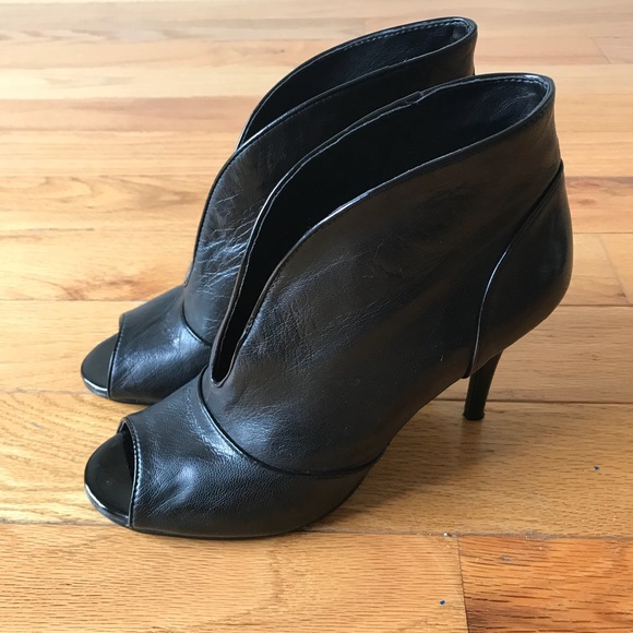 nine west artissa booties